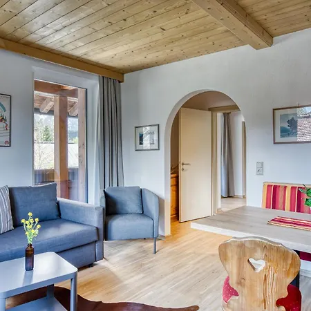 Boutiquehotel Zomm - Culinary Hideaway Aparthotel Seefeld in Tirol