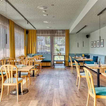 Boutiquehotel Zomm In Seefeld Зеефельд в Тироле