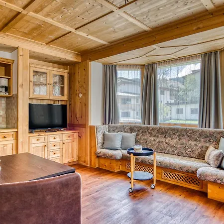 Aparthotel Boutiquehotel Zomm In Seefeld 3*