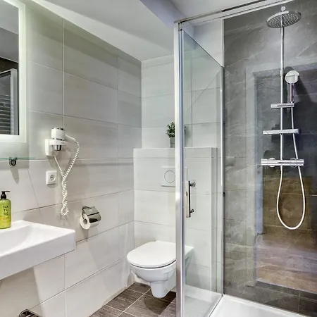 Boutiquehotel Zomm In Seefeld Апарт-отель 4*