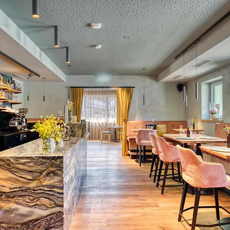 Boutiquehotel Zomm In Seefeld Апарт-отель