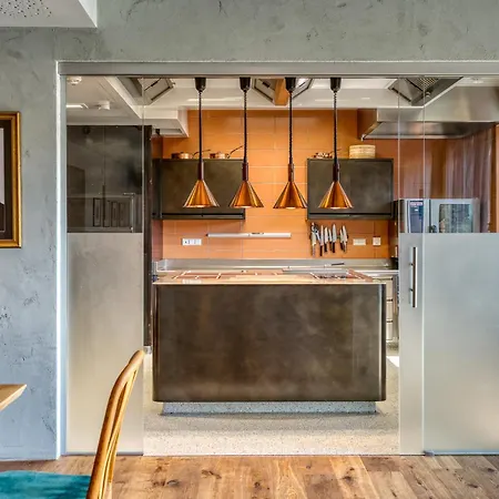 Ξενοδοχείο με διαμερίσματα Boutiquehotel Zomm In Seefeld 4*