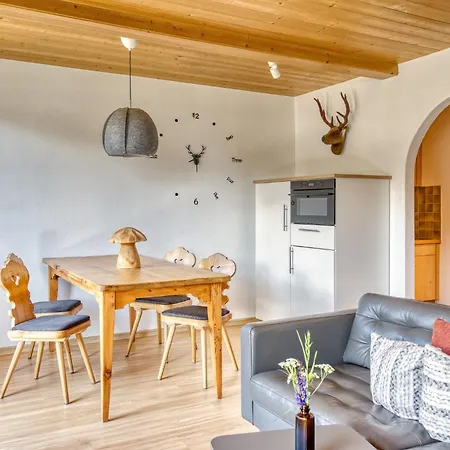 Aparthotel Boutiquehotel Zomm In Seefeld 4*