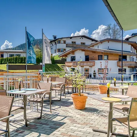 Boutiquehotel Zomm In Seefeld 4*