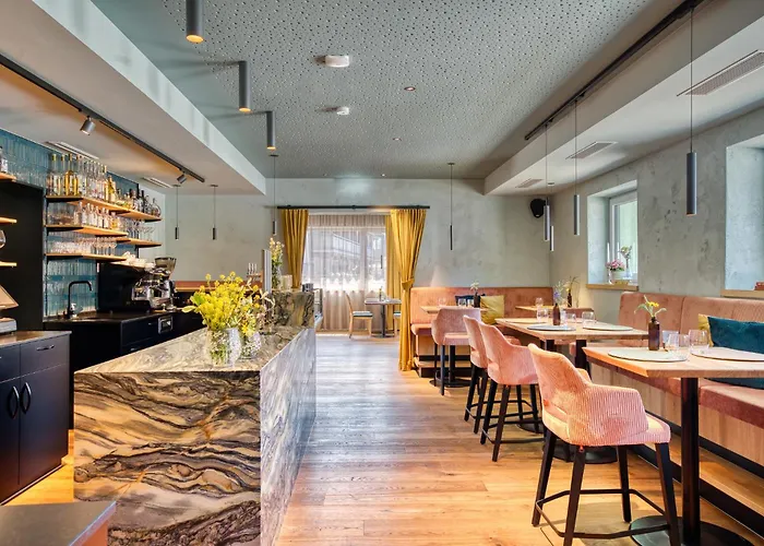 Boutiquehotel Zomm In Seefeld Aparthotel