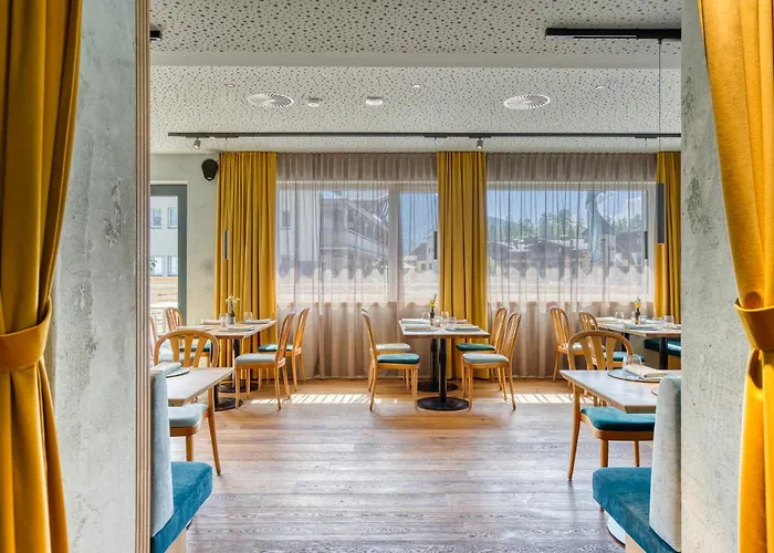 Boutiquehotel Zomm In Seefeld Aparthotel