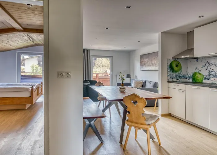 Boutiquehotel Zomm In Seefeld Aparthotel