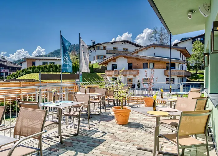 Boutiquehotel Zomm In Seefeld 4*