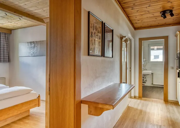 Boutiquehotel Zomm In Seefeld Apart Otel